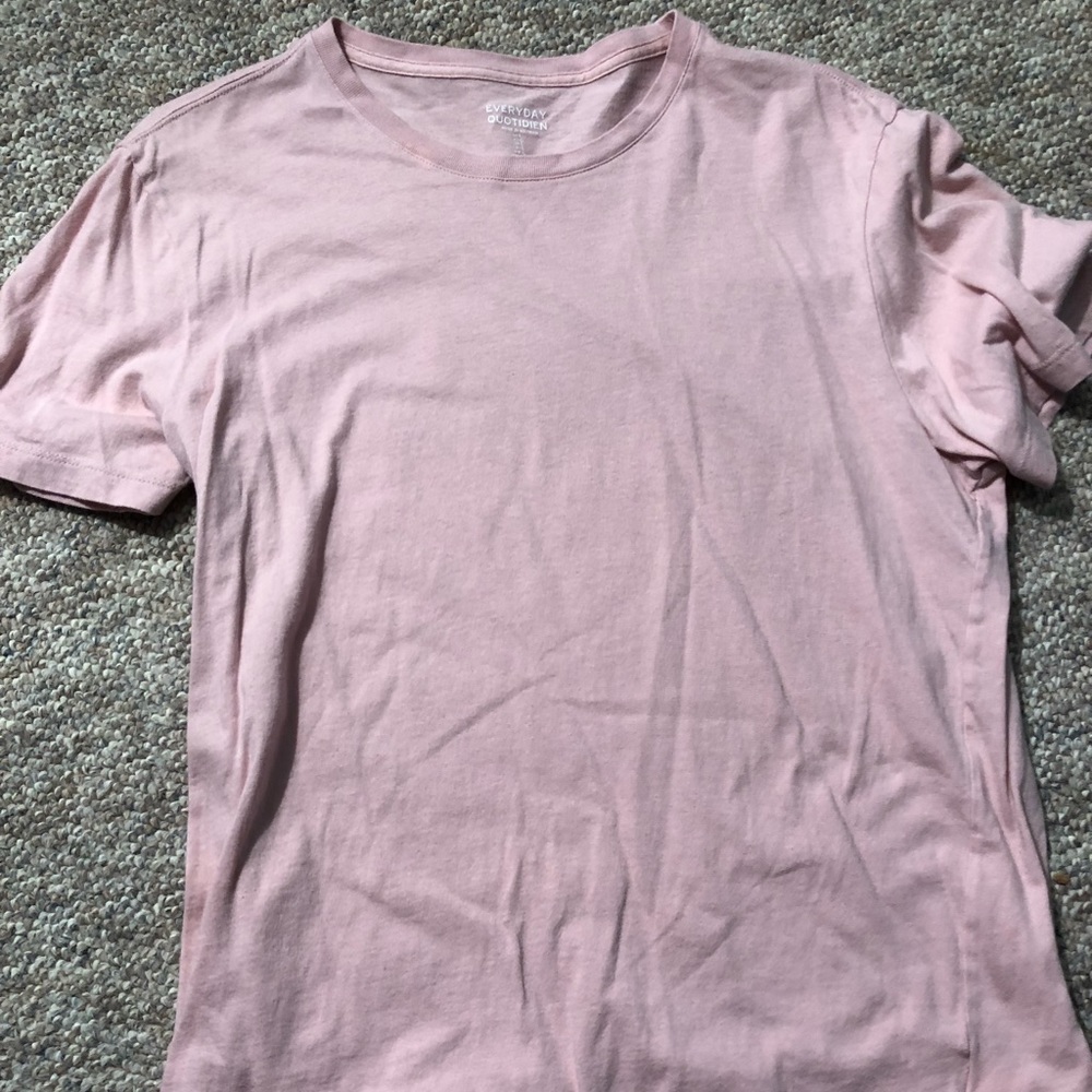 Old Navy Men’s Pink Shirt Size Large